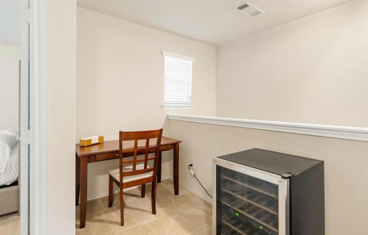 N-E-G House - Near David Wayne Hooks Airport Villa Houston Luaran gambar