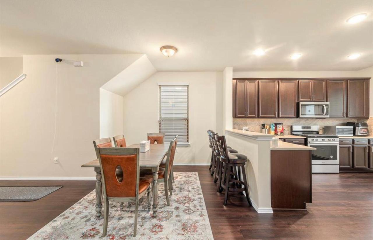 N-E-G House - Near David Wayne Hooks Airport Villa Houston Luaran gambar