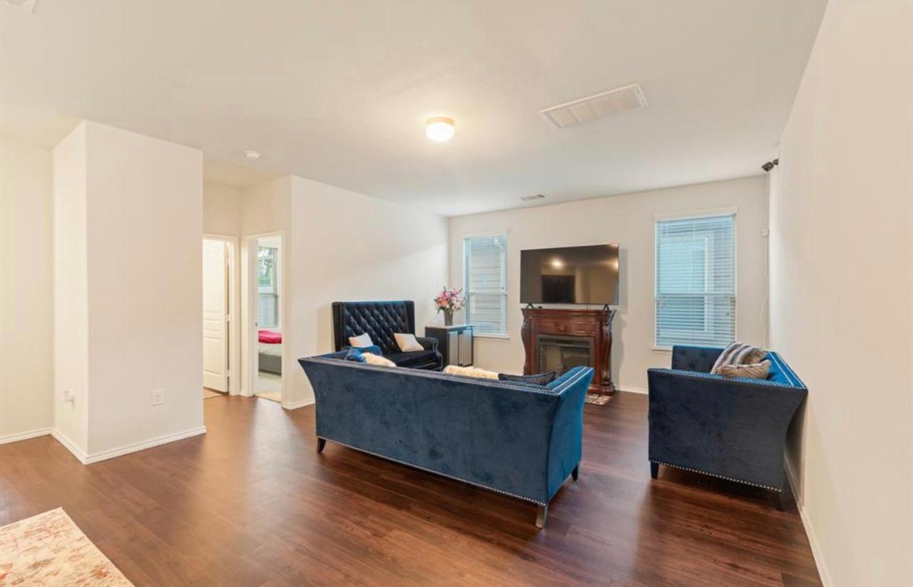 N-E-G House - Near David Wayne Hooks Airport Villa Houston Luaran gambar