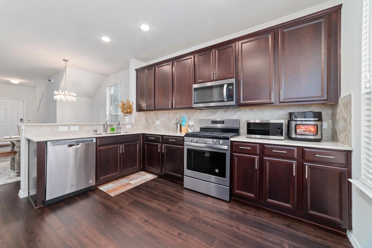 N-E-G House - Near David Wayne Hooks Airport Villa Houston Luaran gambar