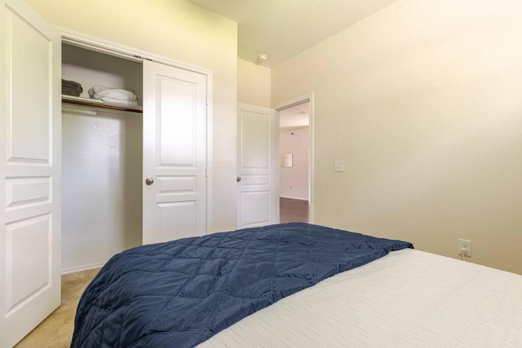 N-E-G House - Near David Wayne Hooks Airport Villa Houston Luaran gambar